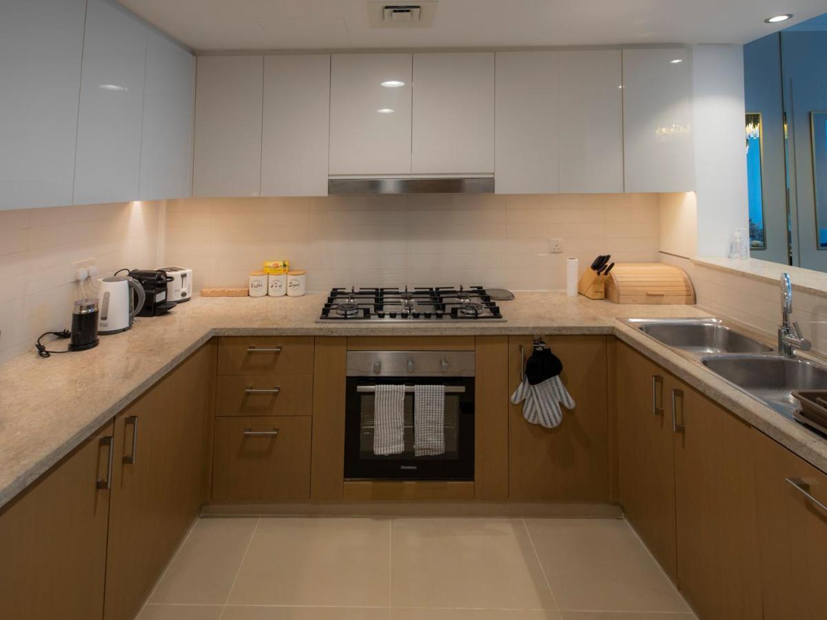 Апартаменты First Class 3Br With Full Dubai Skyline & Sea View Экстерьер фото